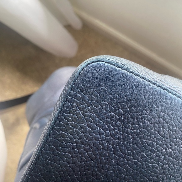 Gucci Convertible Hobo - Picture 5 of 11